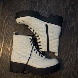 White combat boots Women's